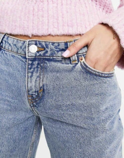 Monki Moop Low Rise Straight Leg Jeans In Light Blue For Women -Monki Shop 204520588 5