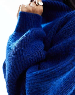 Monki Cropped Knitted Jumper In Cobalt Blue For Women -Monki Shop 205348032 3