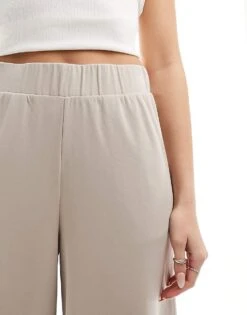 Monki Cilla Cropped Wide Leg Trousers In Beige For Women -Monki Shop 206135598 5