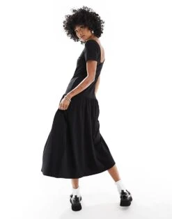 Monki Short Sleeve Open Neck Midi Soft Jersey Sun Dress With Pleated Bottom In Black For Women -Monki Shop 206167092 4