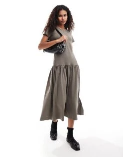 Monki Short Sleeve Open Neck Midi Soft Jersey Dress With Dropped Waist In Grey For Women