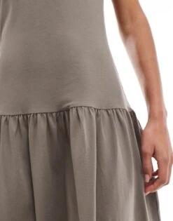 Monki Short Sleeve Open Neck Midi Soft Jersey Dress With Dropped Waist In Grey For Women -Monki Shop 206167107 3