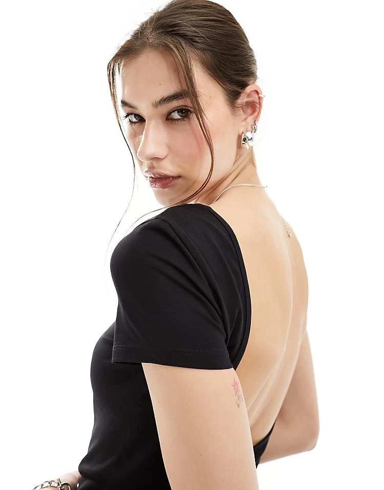 Monki Top With Short Sleeves And Low Back In Black For Women 6 Monki Top With Short Sleeves And Low Back In Black For Women - Image 4