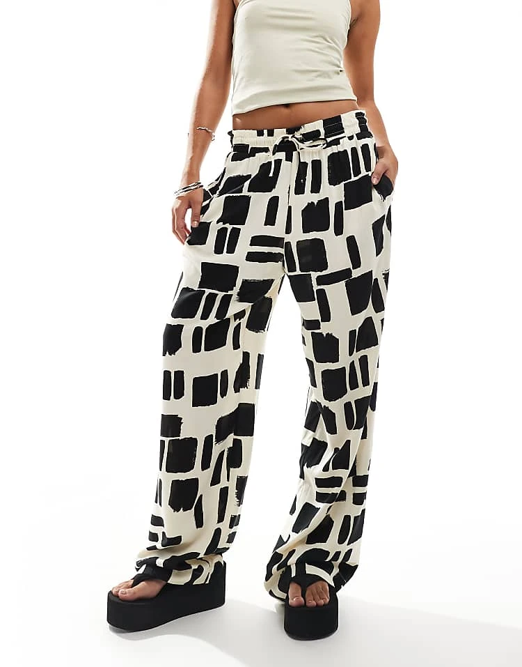 Monki Trousers In Black And White Brushstroke For Women Multi 7 Monki Trousers In Black And White Brushstroke For Women Multi - Image 5
