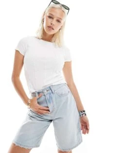 Monki Short Sleeve Lettuce Trim T-shirt Top In White For Women