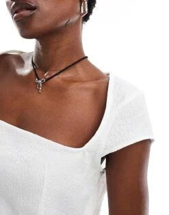 Monki Short Sleeve Square Neck With Open Back Top In Off White For Women -Monki Shop 206606477 4