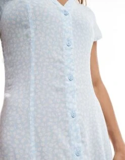 Monki Short Sleeve Button Front Midi Dress In Blue Ditsy Flower Print For Women -Monki Shop 206789267 3