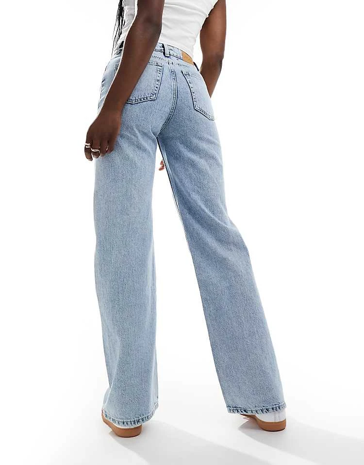 Monki Yoko Wide Leg Jeans In Lightwash Blue For Women 5 Monki Yoko Wide Leg Jeans In Lightwash Blue For Women - Image 3