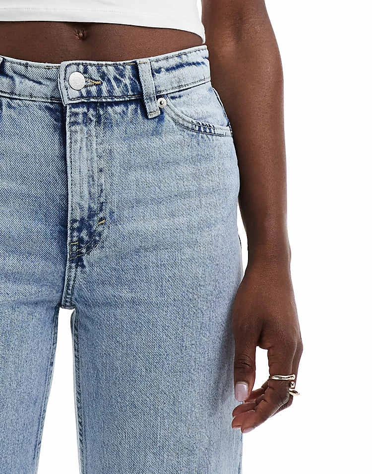 Monki Yoko Wide Leg Jeans In Lightwash Blue For Women 6 Monki Yoko Wide Leg Jeans In Lightwash Blue For Women - Image 4