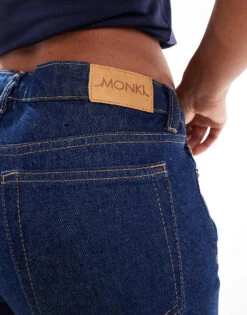 Monki Imoo Low Waisted Wide Fit Jeans In Rinse Wash Clean Blue For Women Clean Blue Rinse -Monki Shop 206875616 3