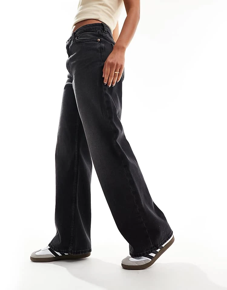 Monki Naoki Low Rise Loose Fit Baggy Jeans In Black For Women 6 Monki Naoki Low Rise Loose Fit Baggy Jeans In Black For Women - Image 4