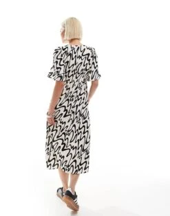 Monki Short Sleeve Midi Sun Dress With Side Split In Mono Abstract Print Exclusive To ASOS For Women -Monki Shop 206989080 3