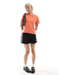 Monki Short Sleeve T-shirt In Washed Red For Women -Monki Shop 207022402 3