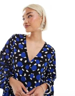 Monki Long Sleeve Mini Dress In Blue And Black Multi Print For Women 10 Monki Long Sleeve Mini Dress In Blue And Black Multi Print For Women -Monki Shop 207022486 4