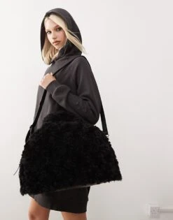 Monki Faux Fur Bag In Black For Women -Monki Shop 207129940 3