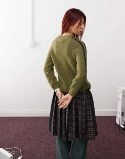 Monki Knitted Raglan Sleeve Sweater In Khaki With Contrast Jacquard Heart And Stripe For Women -Monki Shop 207130165 4