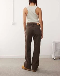 Monki Naoki Low Rise Loose Fit Baggy Jeans In Faded Brown For Women -Monki Shop 207422049 3