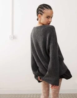 Monki Slouchy V Neck Oversized Jumper In Grey For Women -Monki Shop 207581907 4