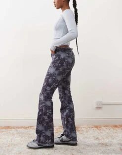 Monki Low Rise Stretch Bootcut Jeans In Blue Floral For Women -Monki Shop 207599528 3