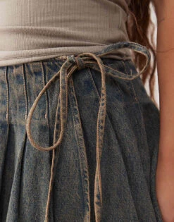 Monki Pleated Denim Mini Skirt In Peach Tinted Blue Wash For Women Vintage Blue Wash -Monki Shop 208071035 5