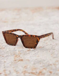 Monki Oversized Cat Eye Sunglasses In Brown Tortoise For Women -Monki Shop 208225530 2